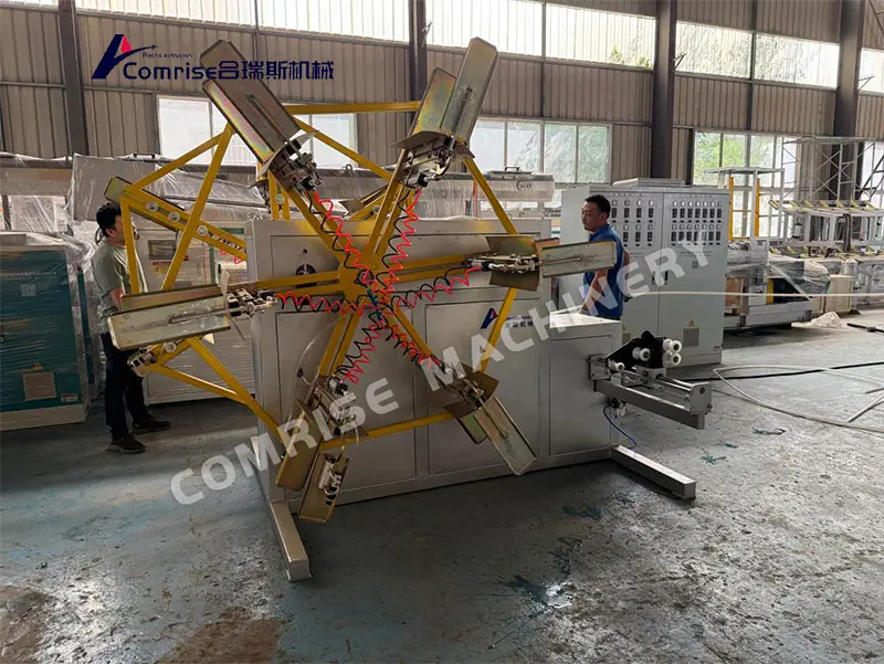 Teste de máquina de tubo HDPE de 1/2 polegada-2 polegada em execução, cliente satisfeito Teste de máquina de tubo HDPE de 1/2 polegada-2 polegada em execução, cliente satisfeito